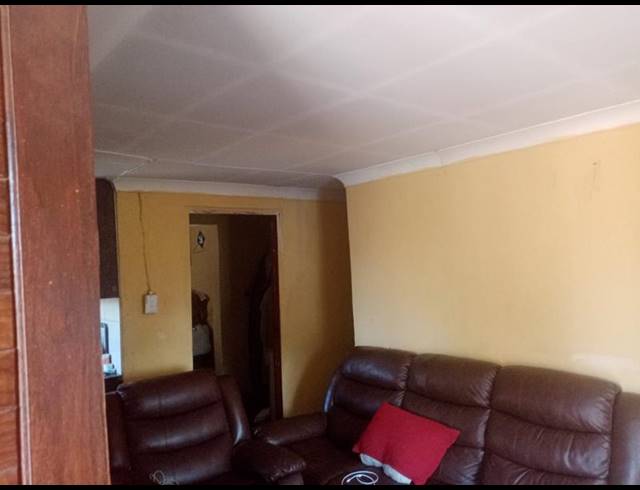 2 BEDROOM HOUSE FOR SALE IN RONDEBULT